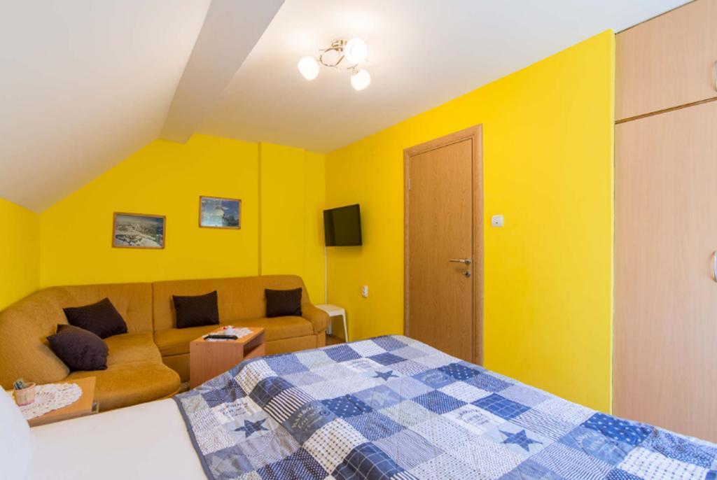 Apartments Junior ズラティボール エクステリア 写真