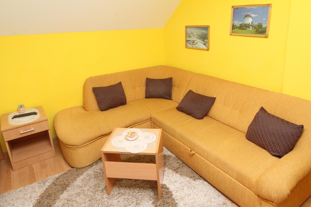 Apartments Junior ズラティボール エクステリア 写真