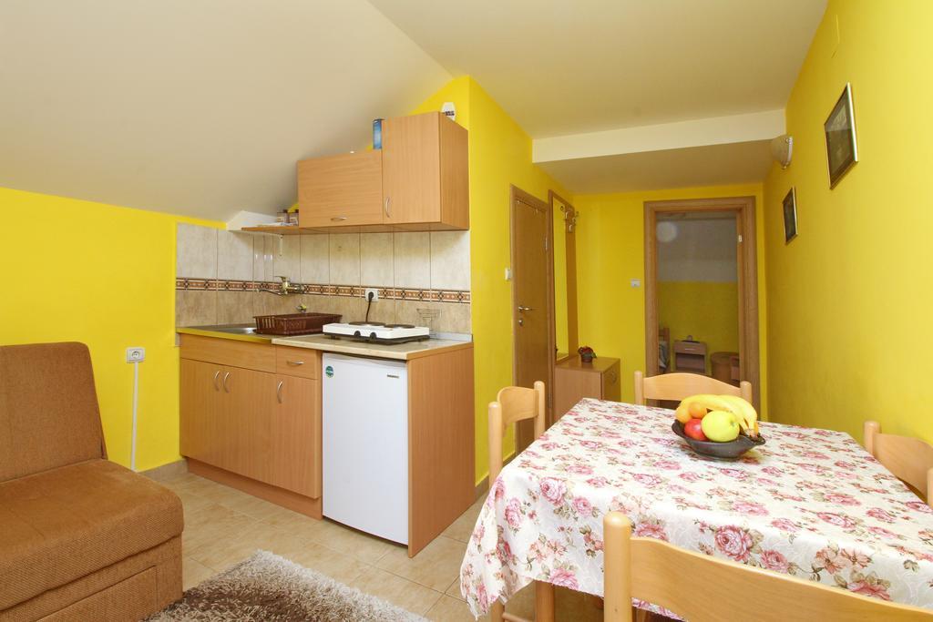 Apartments Junior ズラティボール エクステリア 写真