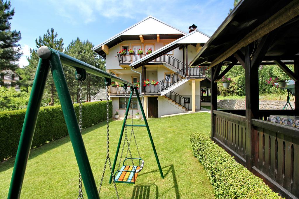 Apartments Junior ズラティボール エクステリア 写真